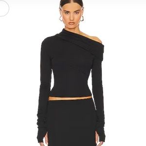 NWT helsa black off shoulder top - XS